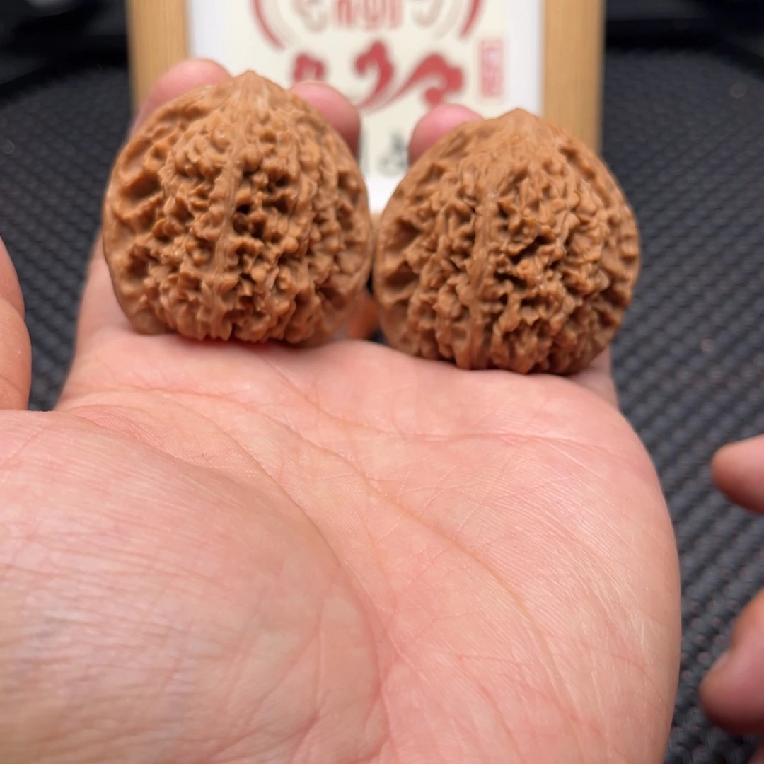 吊坠文玩核桃满天星41全