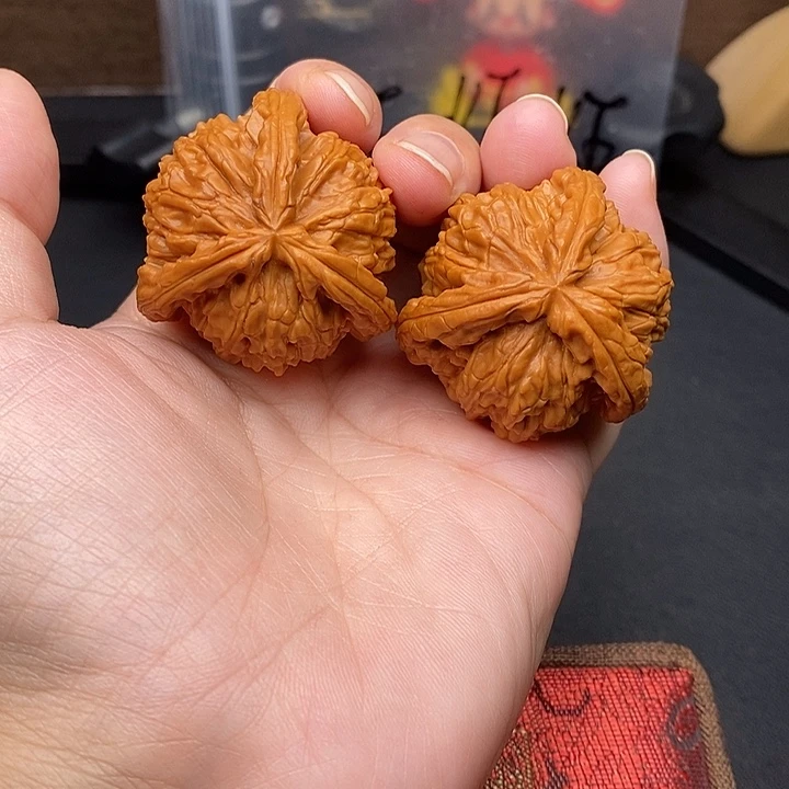 吃***惊把件文玩核桃白奔