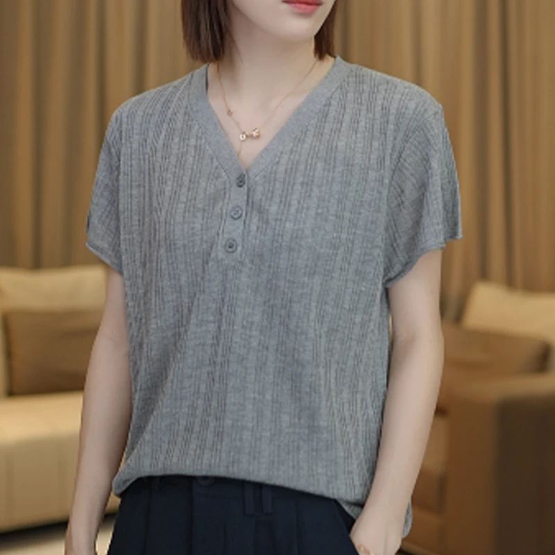 [清仓款]855156夏季薄款V领坑条纹T恤