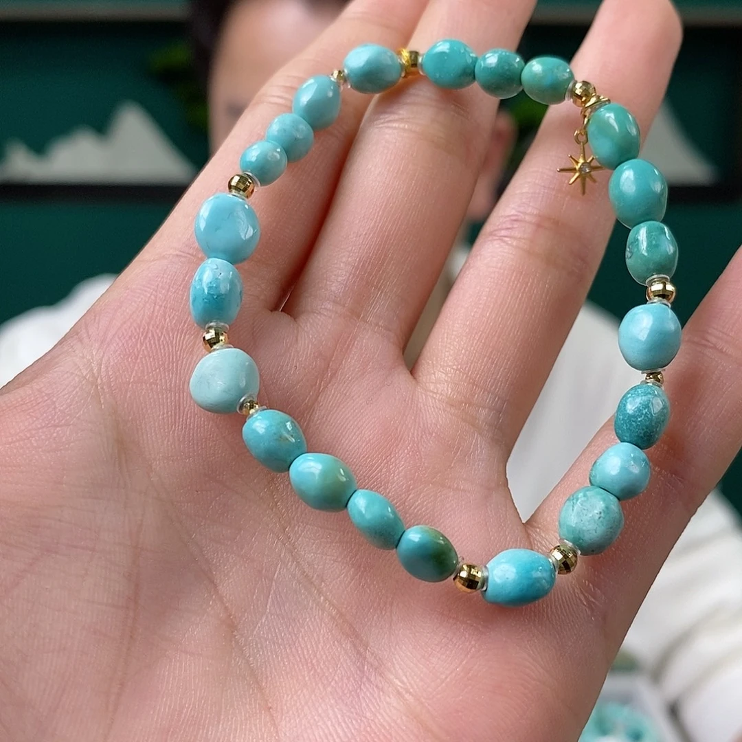 绿松石18K金镶嵌挂件