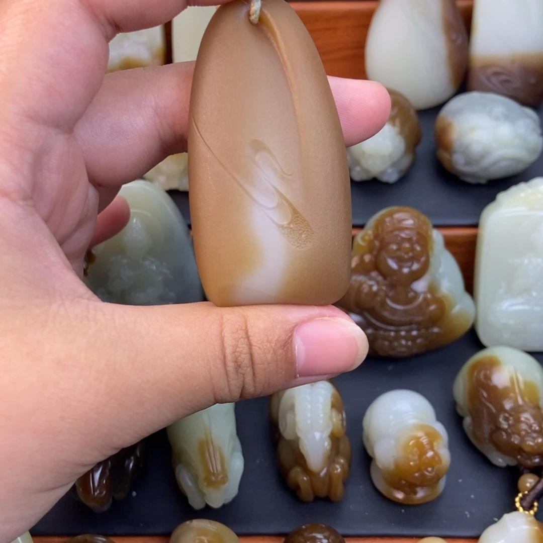 和田玉（糖玉）未镶嵌颈饰乐*刘定制