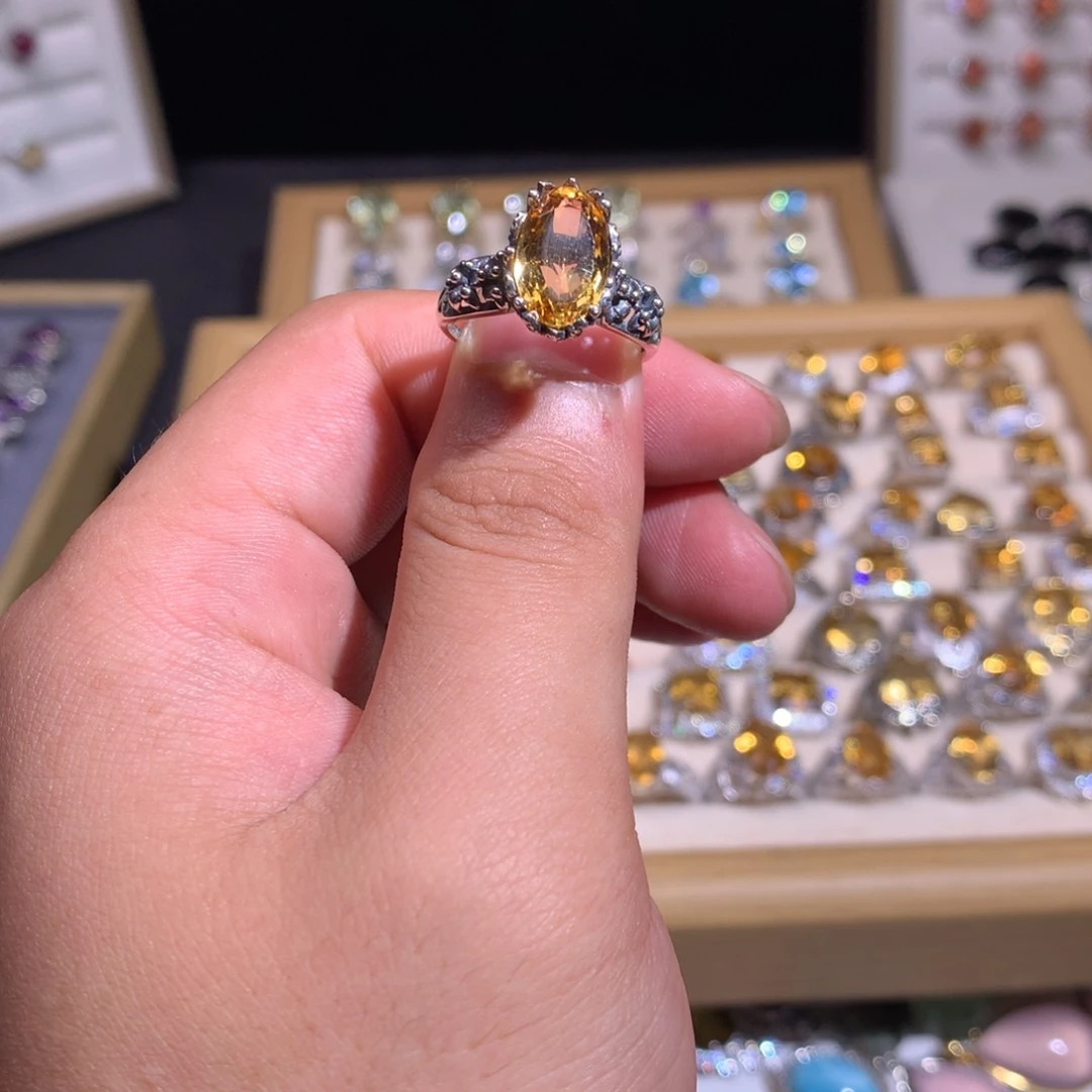 【闪购商品】水晶戒圈银S925镶嵌莫*缇戒指