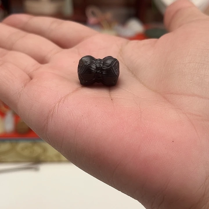 颈饰未镶嵌和田玉并蒂莲吊坠