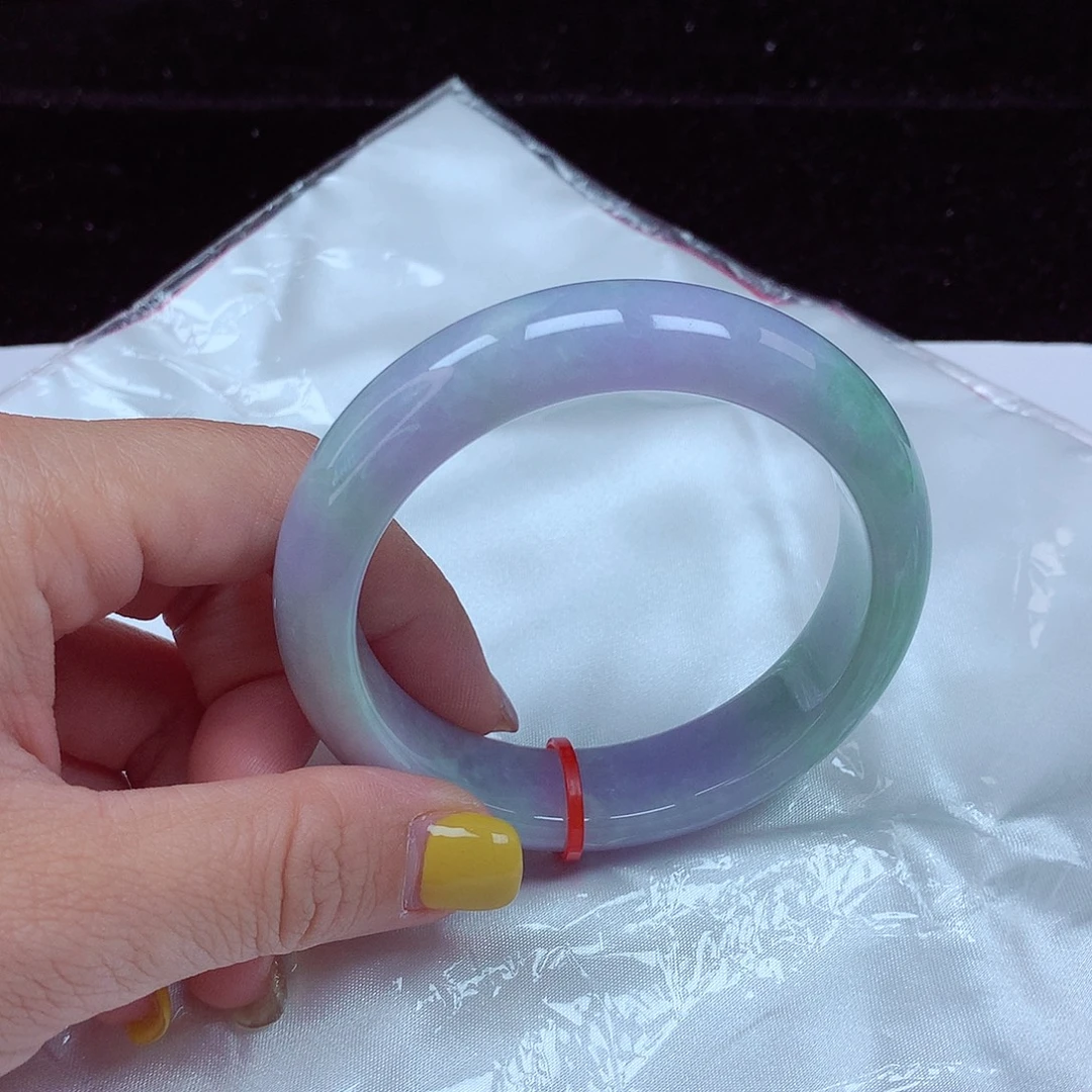 翡翠未镶嵌手镯圈口57