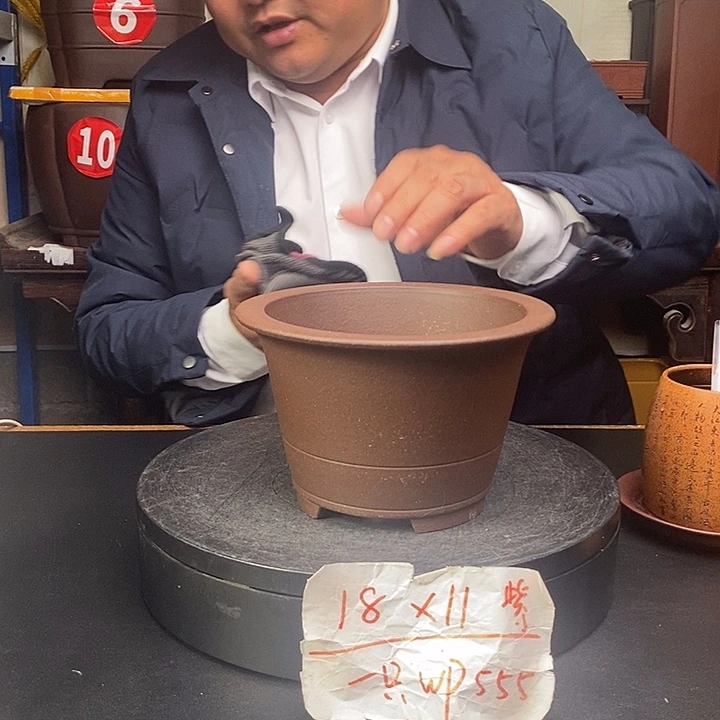 紫砂花盆货号一只WP555