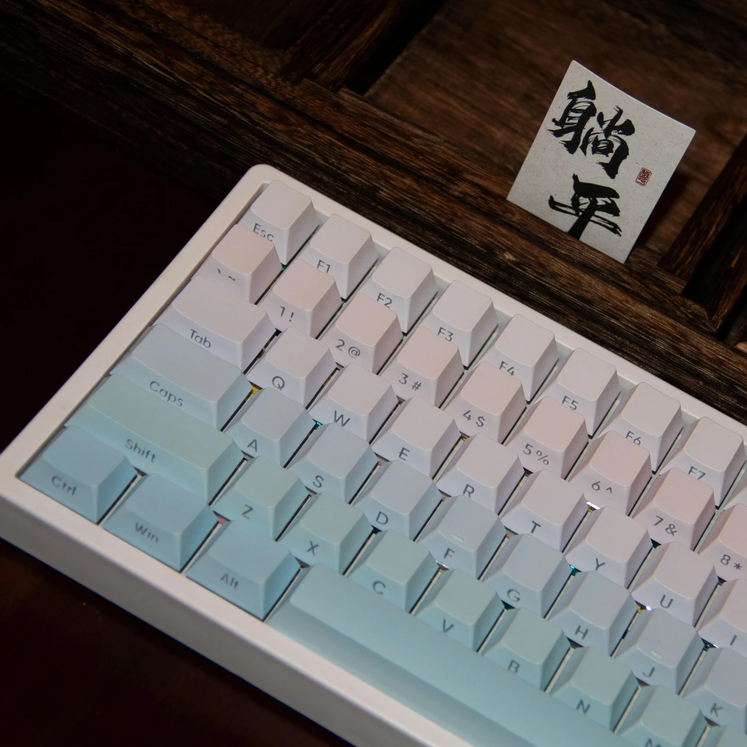 渐变三月之恋正刻侧刻透光键帽 机械键盘PBT键帽 五面热升华原厂