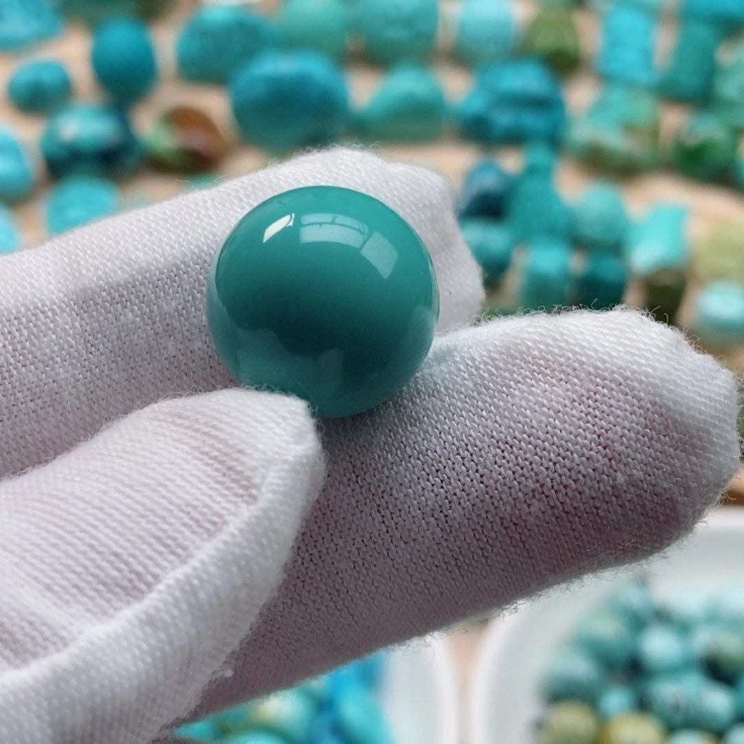 不***鑫绿松石未镶嵌天然原矿绿松石