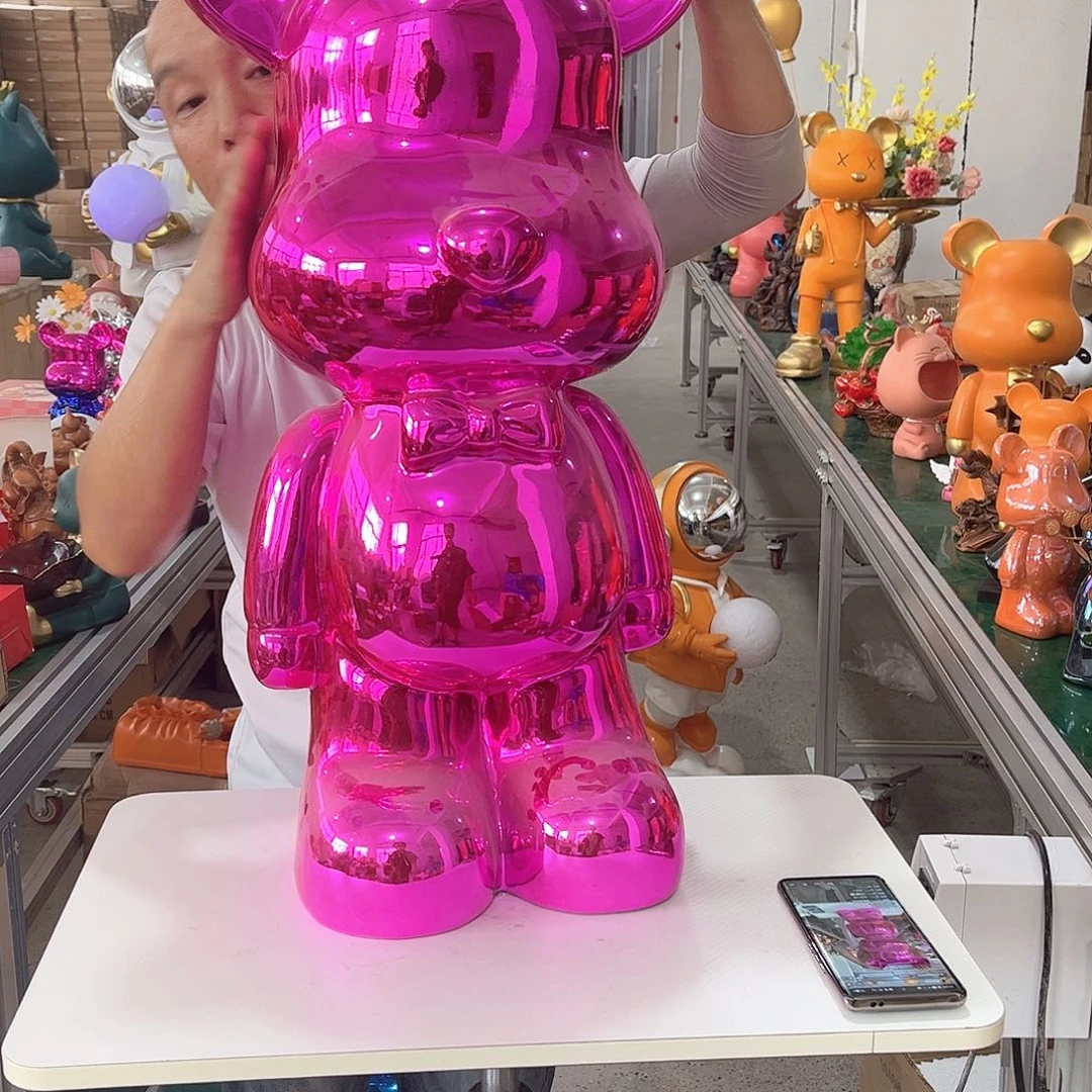 树脂cx39红暴力熊摆件