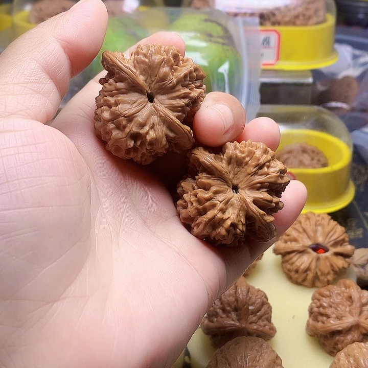 文玩核桃把件官帽