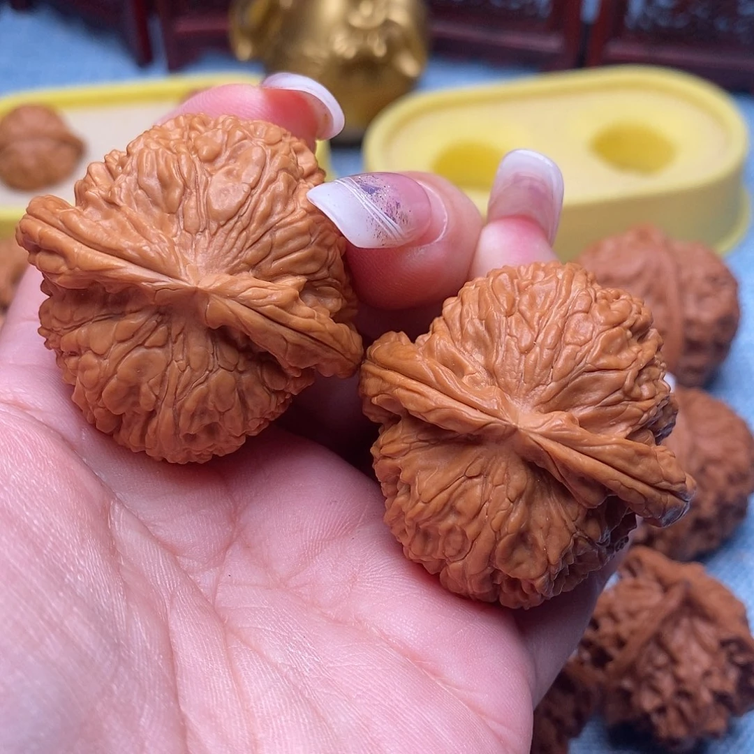 把件文玩核桃毕业粗棱白狮子43尺全品