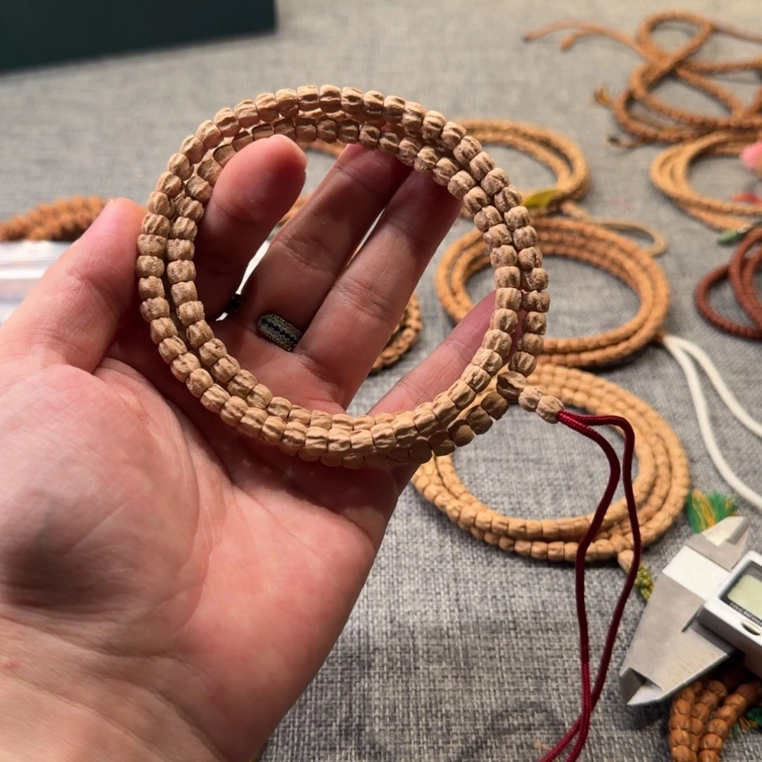 M***o柏香籽/百香籽手串