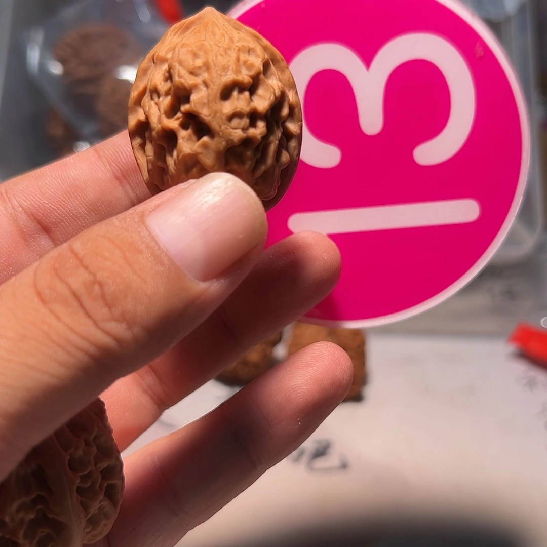 邪***鼠文玩核桃，粉色13号