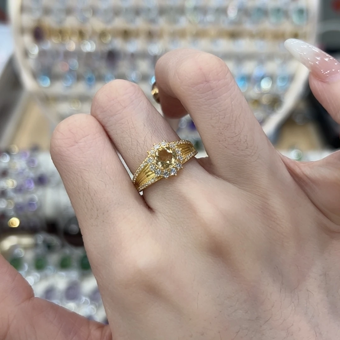 银S925镶嵌黄晶戒指