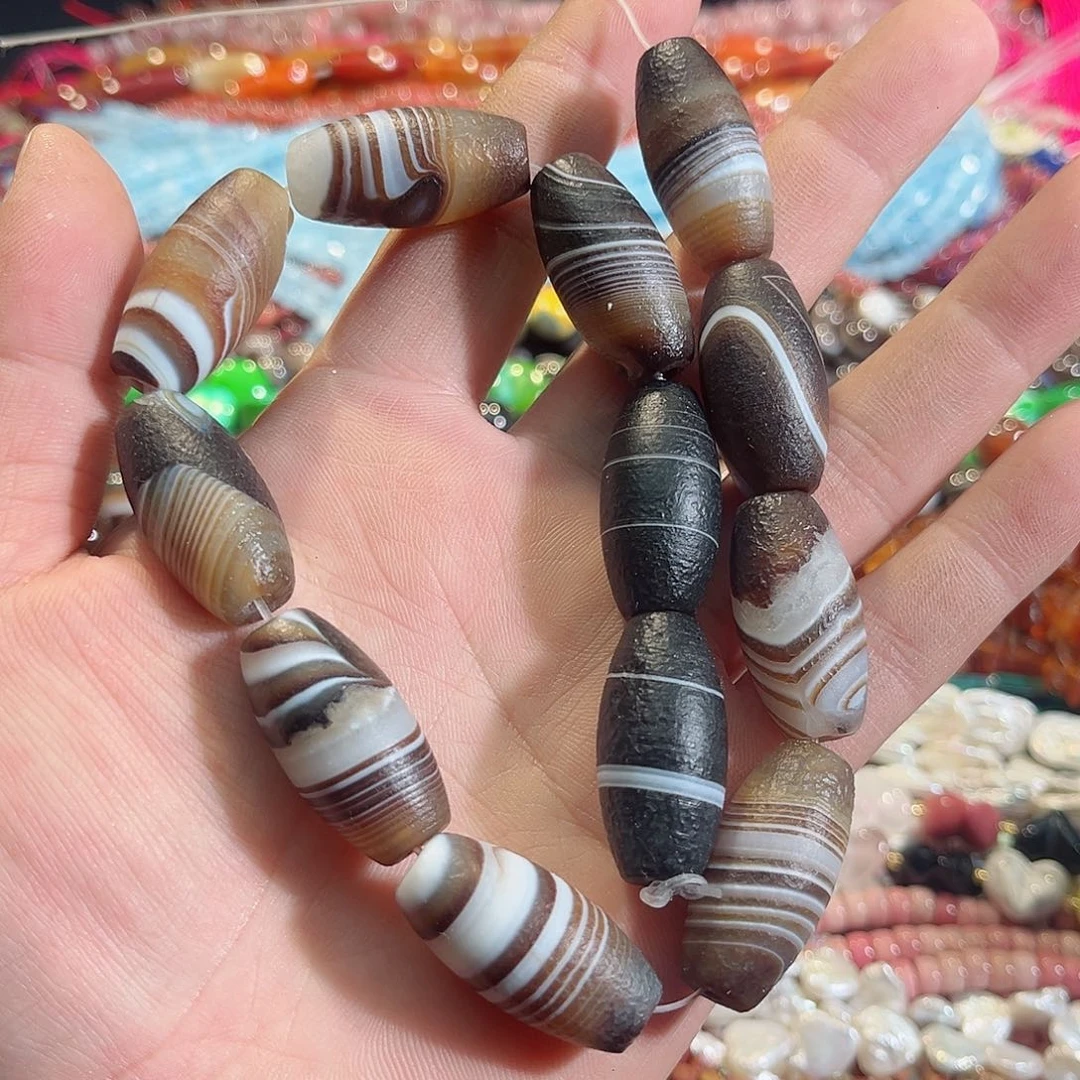 玛瑙/玉髓未镶嵌珠宝半成品老皮蚕丝玛瑙一条14x30mm