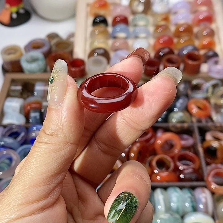 咩****玛瑙/玉髓未镶嵌戒指A83不退换港12内径16.2