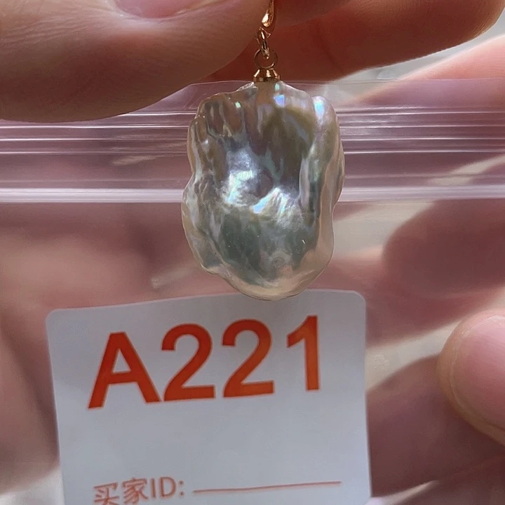 未镶嵌天然珍珠。  漏 漏 漏淡水珍珠