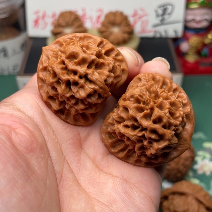 【闪购商品】文玩核桃吊坠39.5秦闷