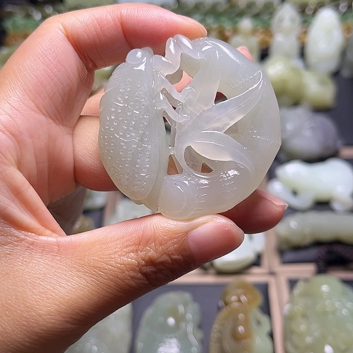 和田玉未镶嵌挂件