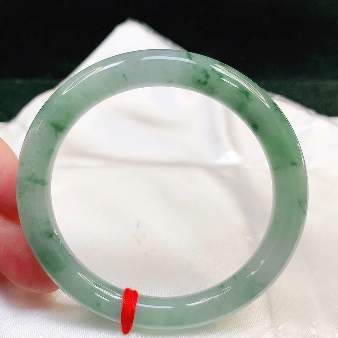 翡翠手镯（圆镯）未镶嵌41号