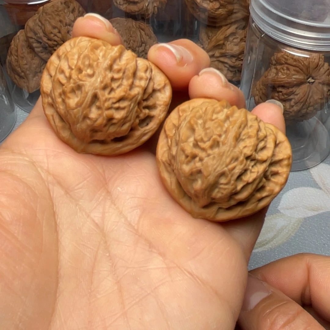 【闪购商品】文玩核桃吊坠宫灯………