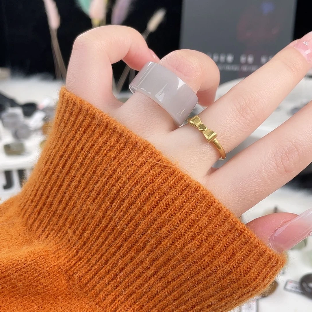 和田玉（糖玉）未镶嵌戒指h1烟紫直切17.5不退换