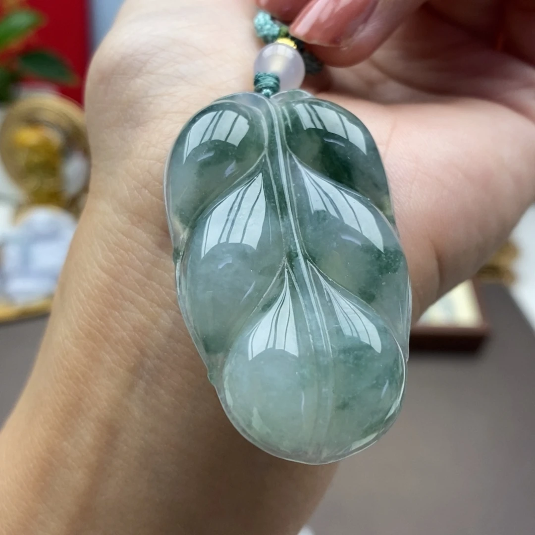 翡翠未镶嵌颈饰吊坠60