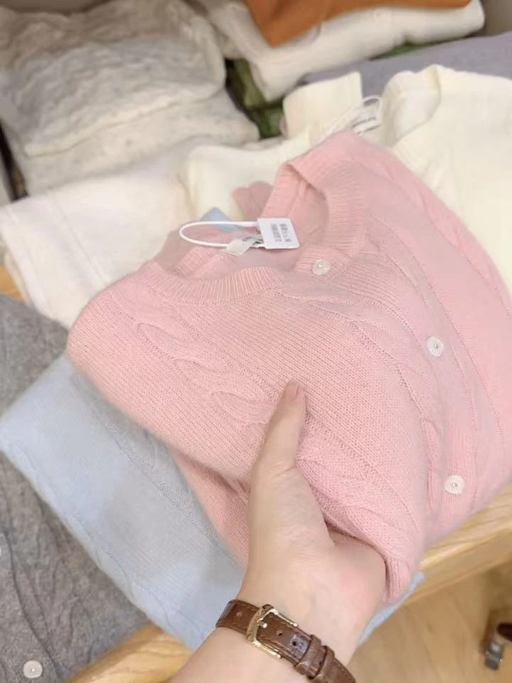 七言家高货100%羊！ 樱花粉软糯麻花毛衣开衫3305