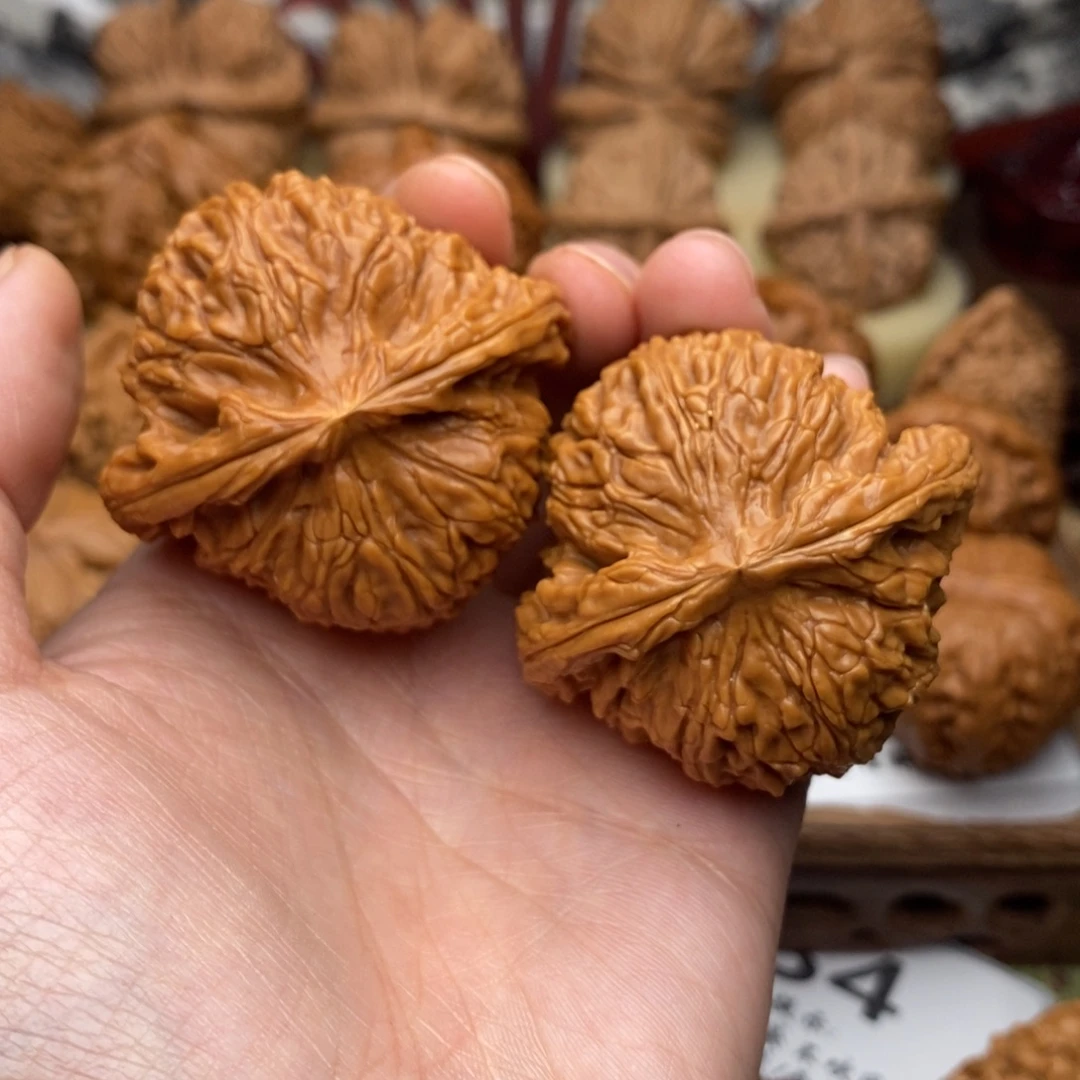 文玩核桃把件372号47全品南疆