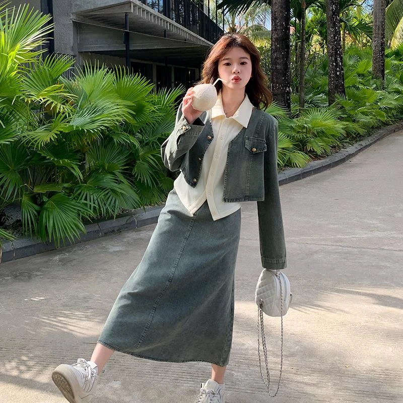 牛仔套装裙子女2025新款韩系减龄衬衫马甲半身裙盐系穿搭三件套装