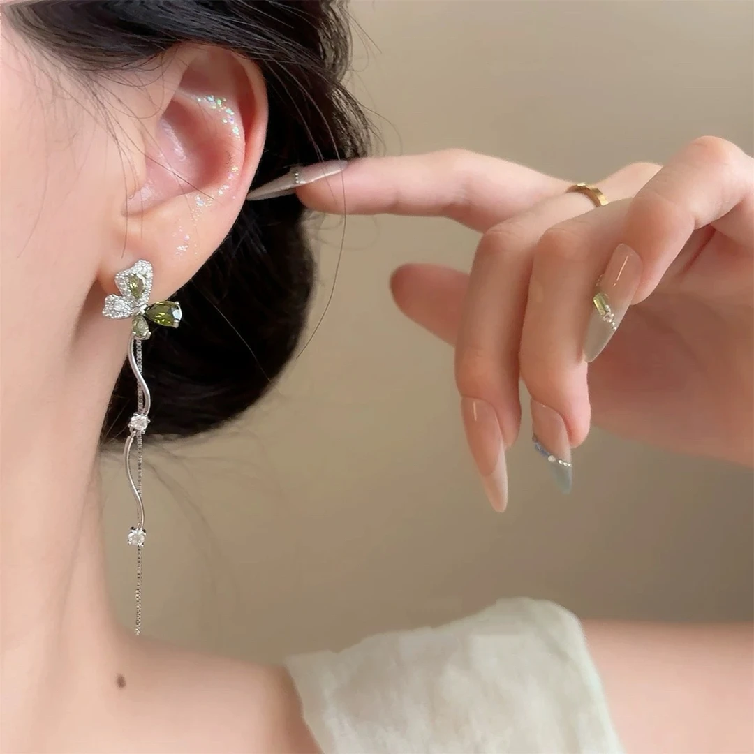 合金锆石耳饰 绿色森系浪漫镶钻蝴蝶流苏耳环法式复古轻奢耳钉ins