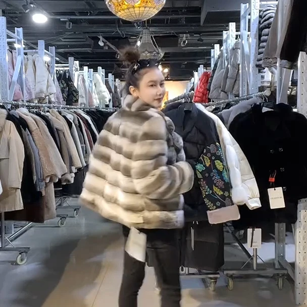 HERDERS 短款潮流大翻领龙猫色兔皮草外套 249119