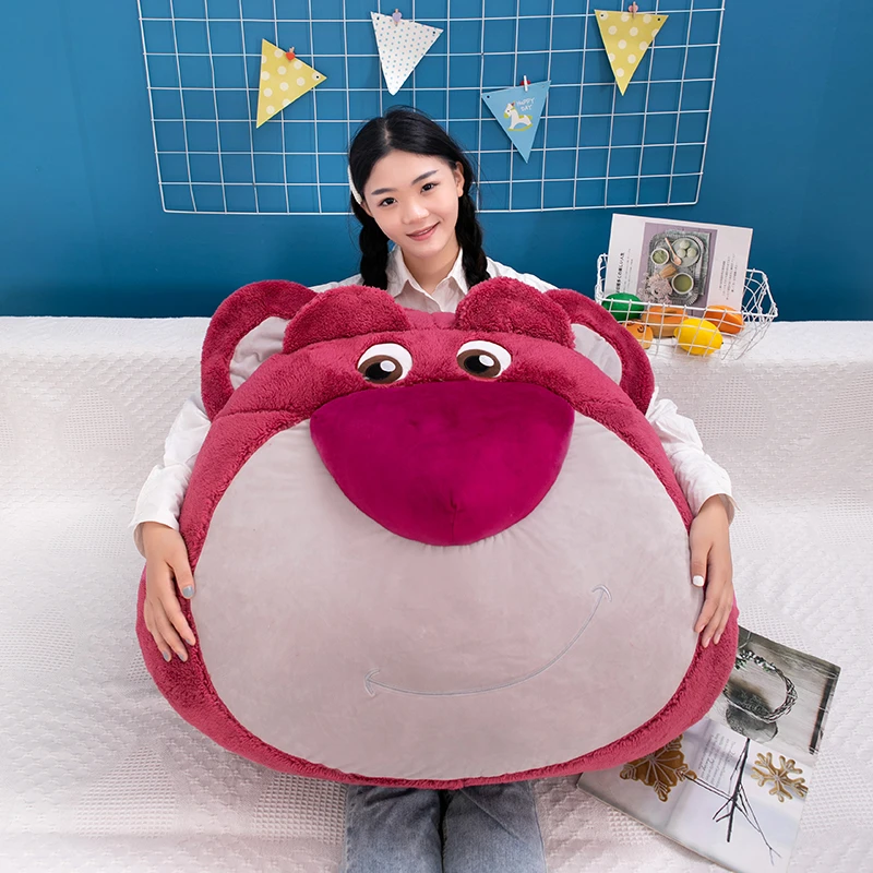 超萌草莓熊抱枕女生睡觉趴趴靠枕布娃娃靠垫温暖礼物室内摆件