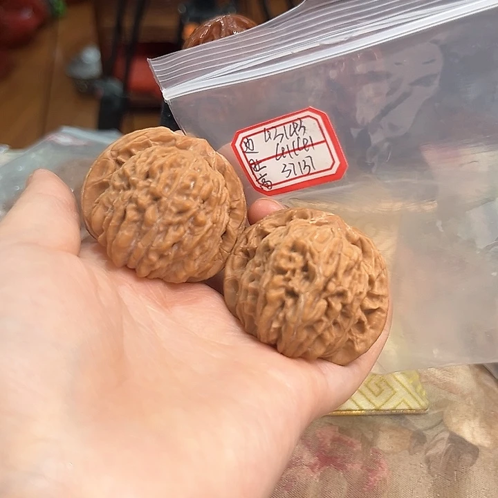 把件文玩核桃一代楼有修