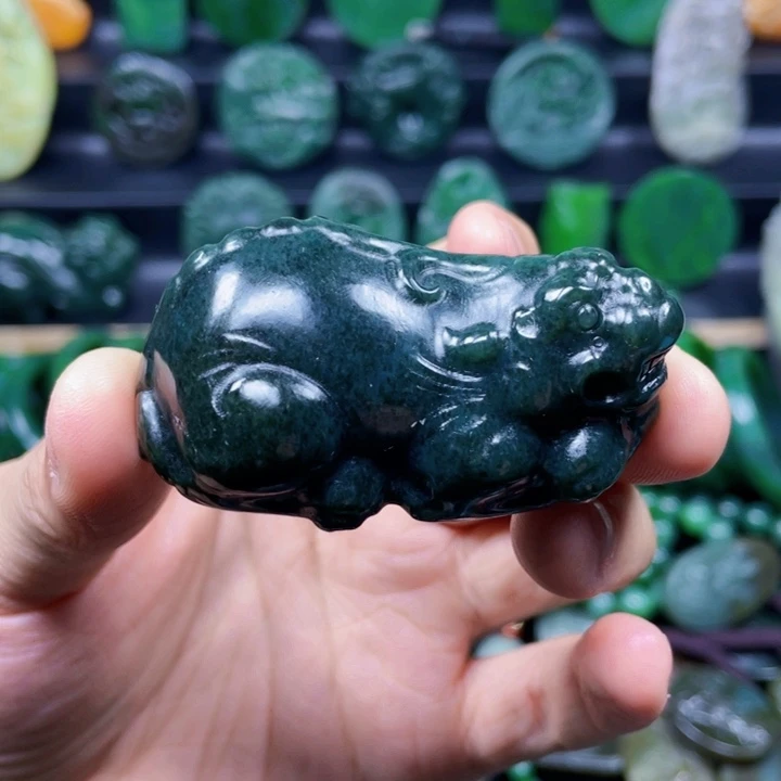 和田玉未镶嵌挂件