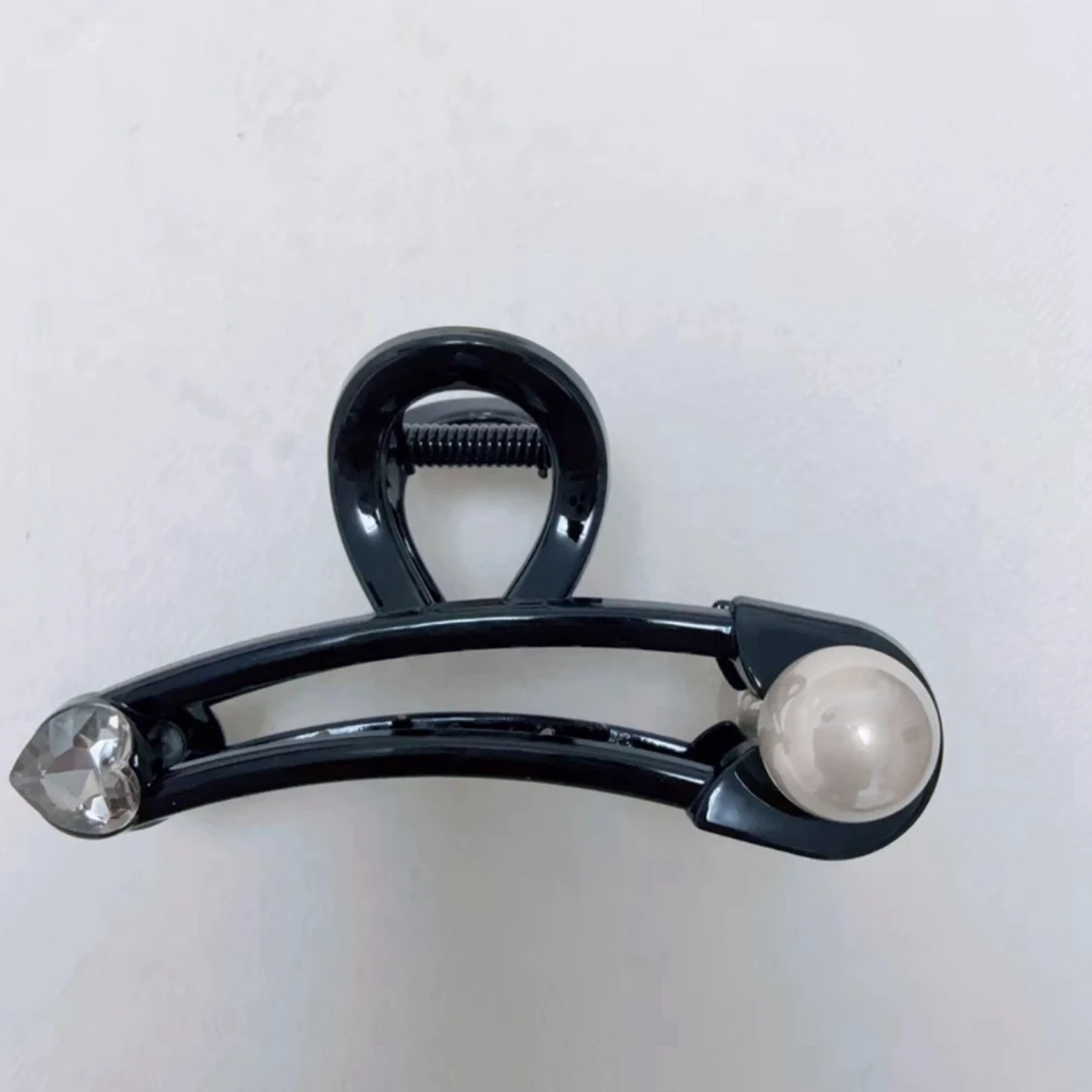 设计感别针珠珠抓夹