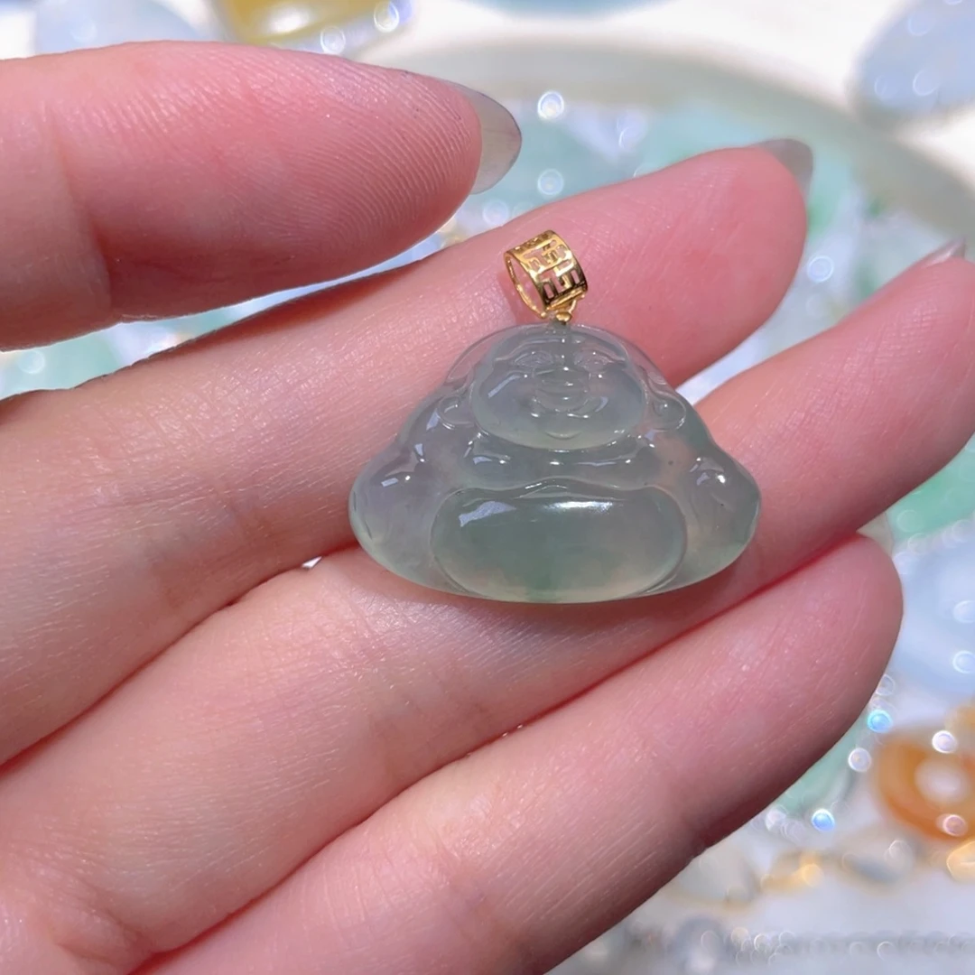 翡翠18K金镶嵌颈饰翡翠