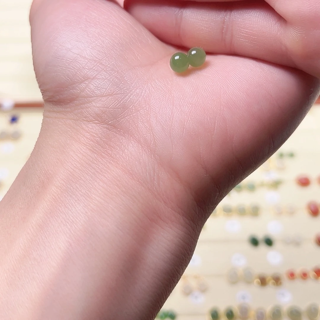 和田玉银S925镶嵌耳饰