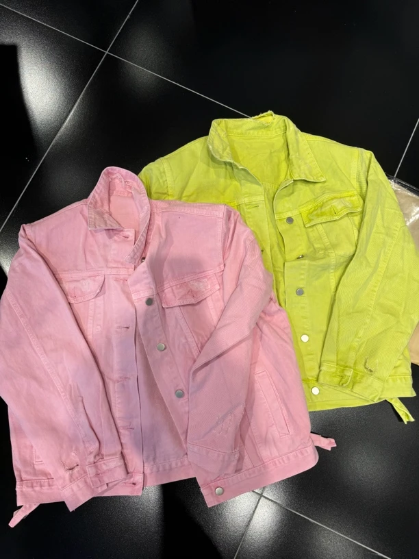 彩色镜面正常款牛仔外套
