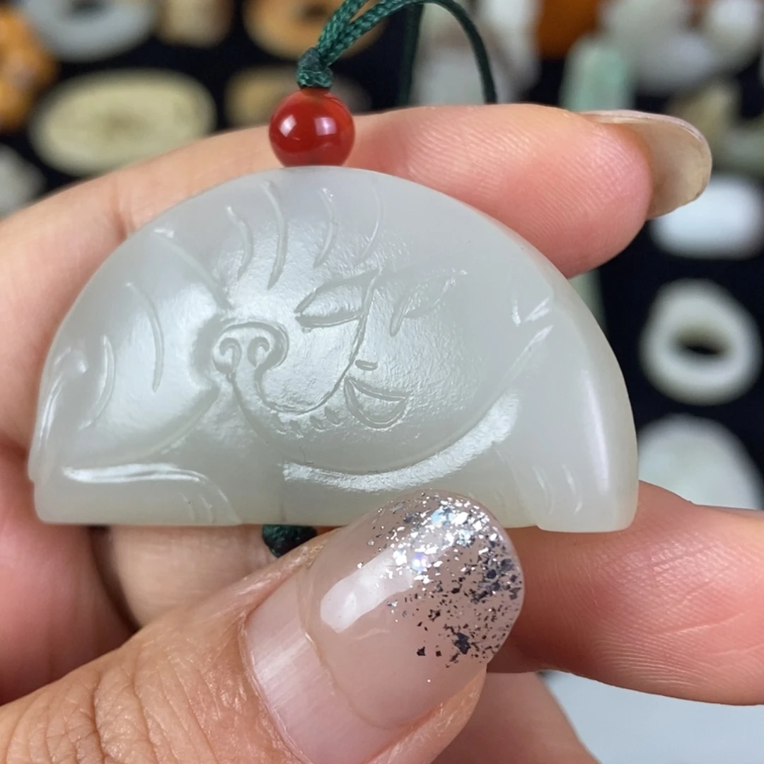 未镶嵌和田玉（糖玉）挂件