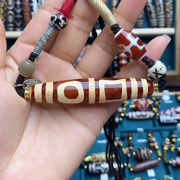 玛瑙/玉髓颈饰合金
