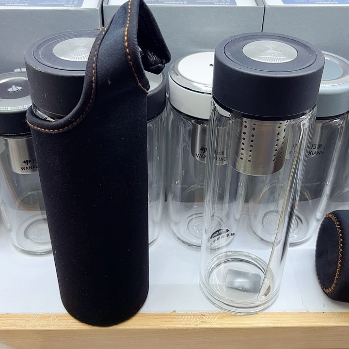 卧龙品牌单层玻璃杯540ML杯套样品