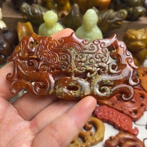 蛇纹石玉未镶嵌颈饰92