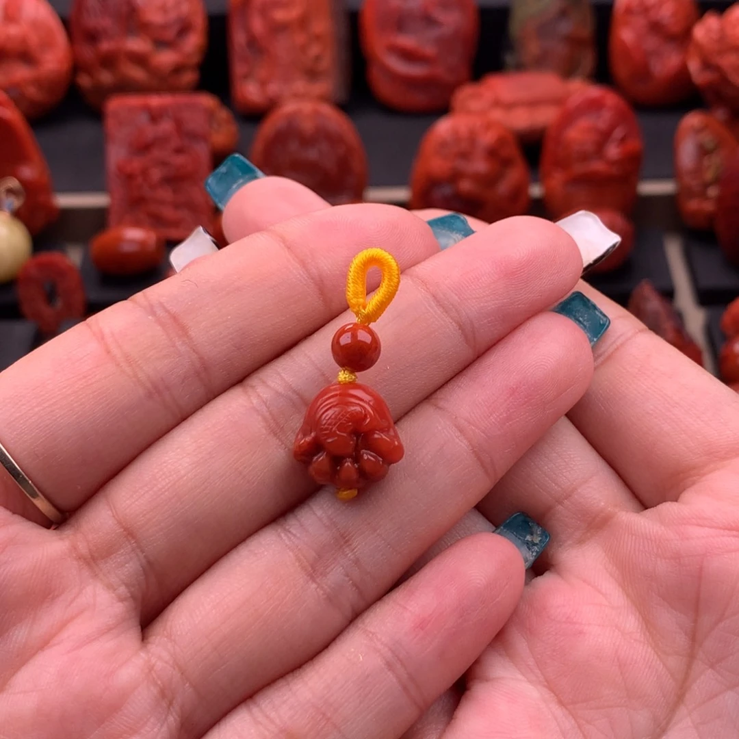 南红玛瑙南红川料精工虎爪13.3mm未镶嵌