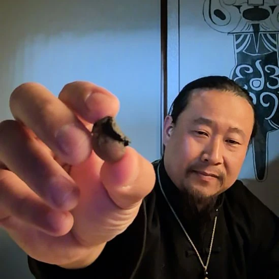 花岗石铁合金星缘舍利