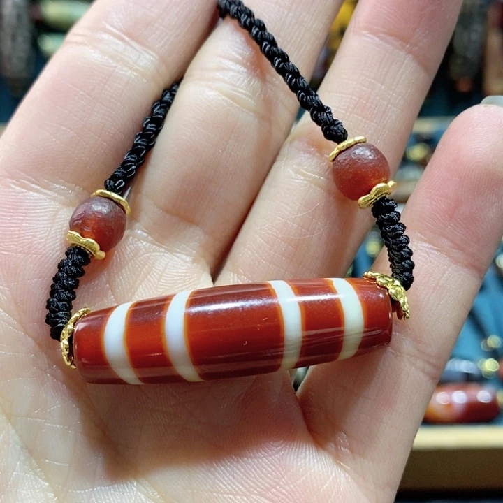 玛瑙/玉髓颈饰合金