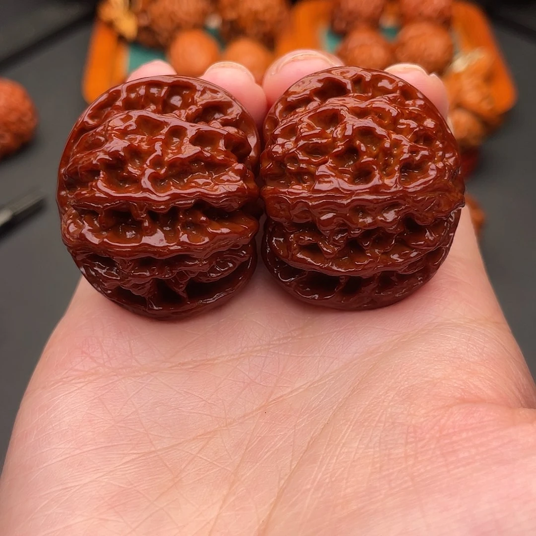 文玩核桃把件苹果园