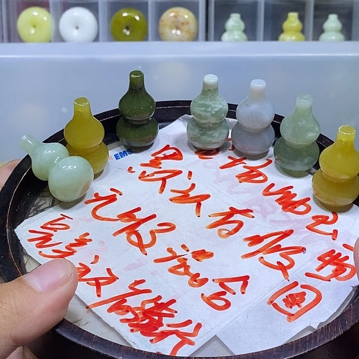 合金蛇纹石玉颈饰385
