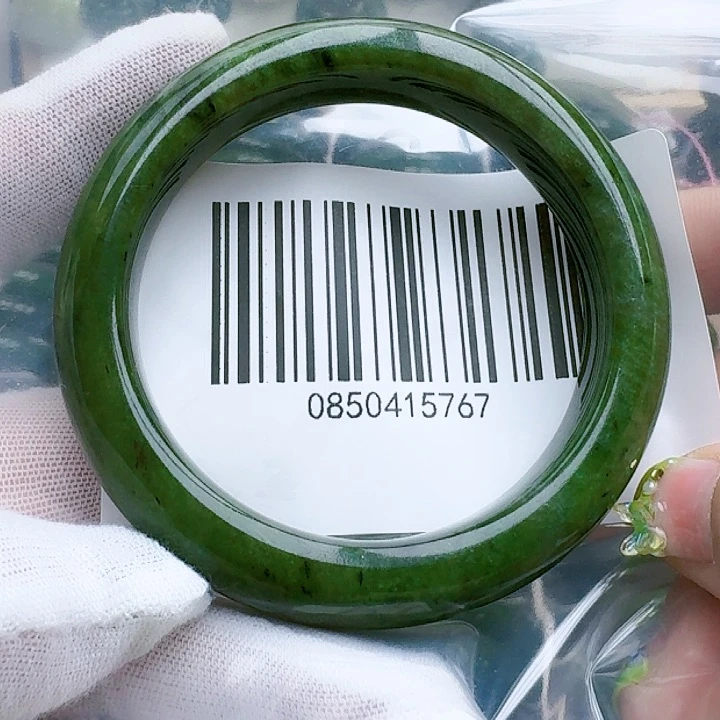 和田玉（碧玉）手镯未镶嵌5657包容