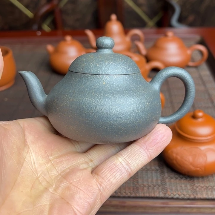 紫砂茶壶宝山降坡：全手工