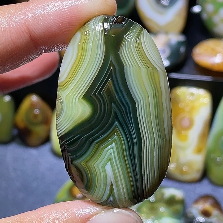 玛瑙/玉髓未镶嵌珠宝奇石